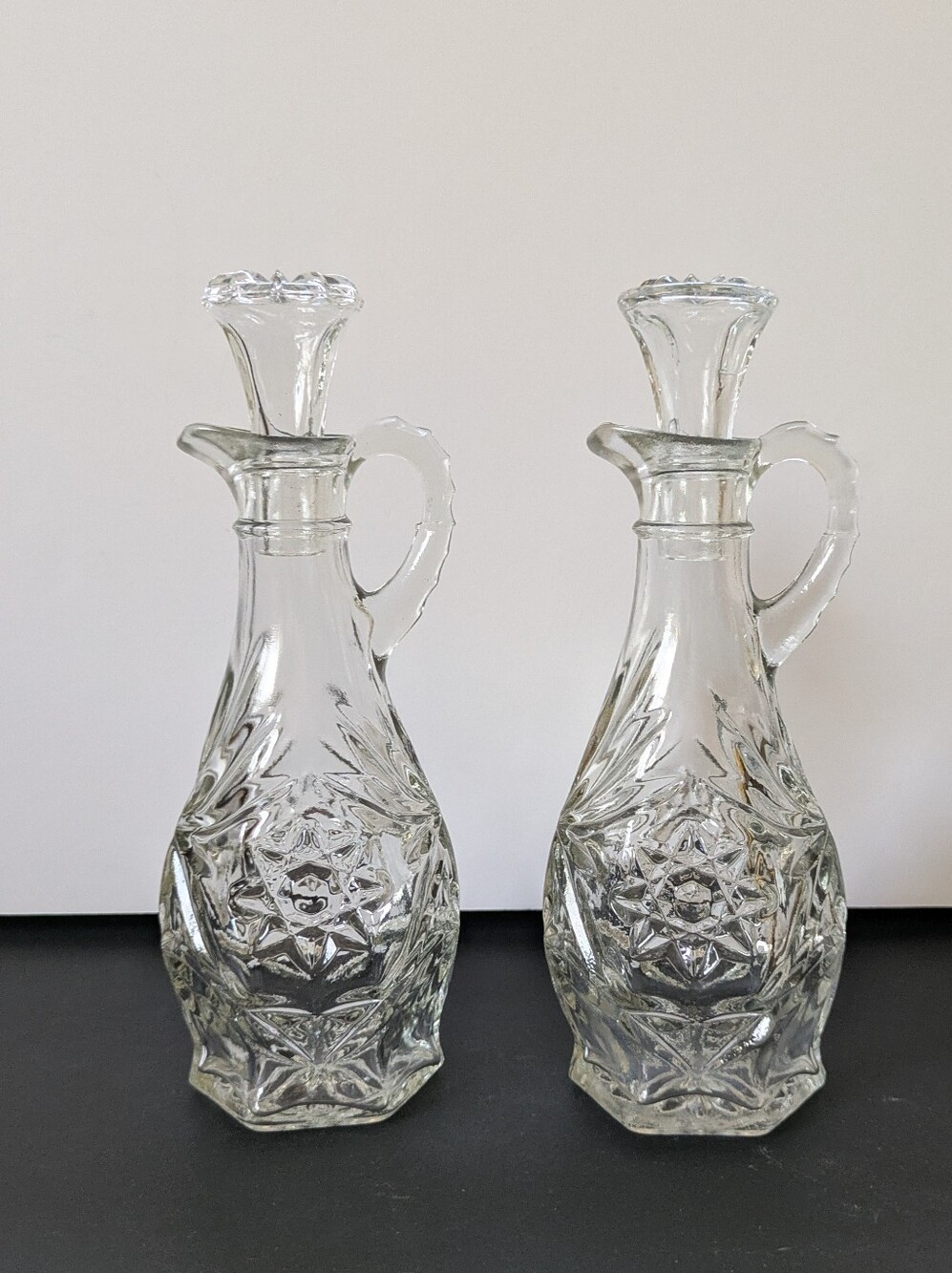 Vintage Anchor Hocking Prescut Star Of David Cruets Set 2 Oil & Vinegar Bottles